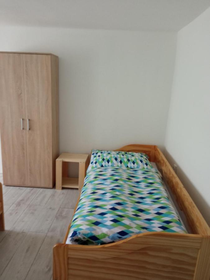 Apartman Hulin, Chrastany Extérieur photo
